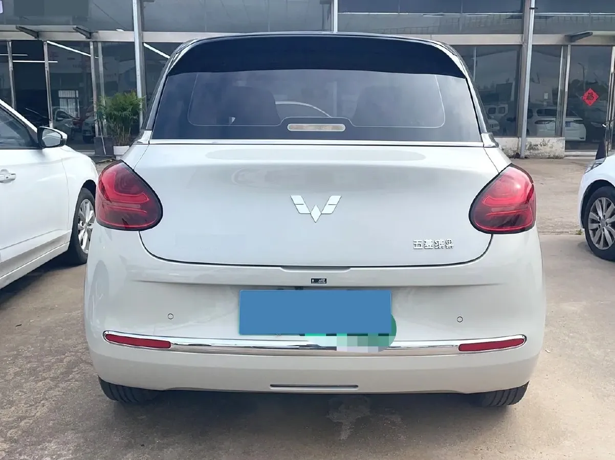 2023 WuLing BinGuo BEV 31.9KWH,autocango,china used car exporter,china ev exporter,chinese used car exporter,chinese used ev exporter