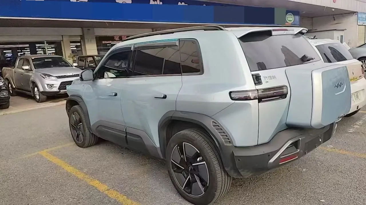 2025 FangChengBao Tai 3 BEV,autocango,china used car exporter,china ev exporter,chinese used car exporter,chinese used ev exporter