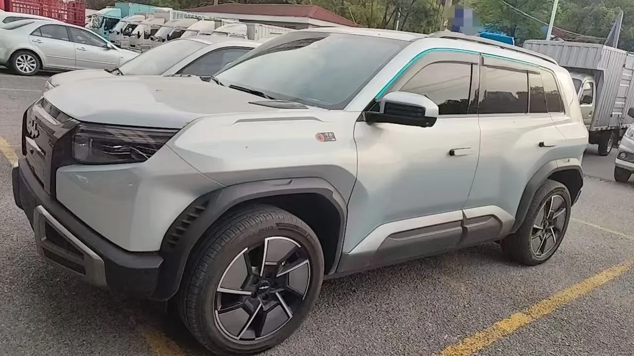 2025 FangChengBao Tai 3 BEV,autocango,china used car exporter,china ev exporter,chinese used car exporter,chinese used ev exporter