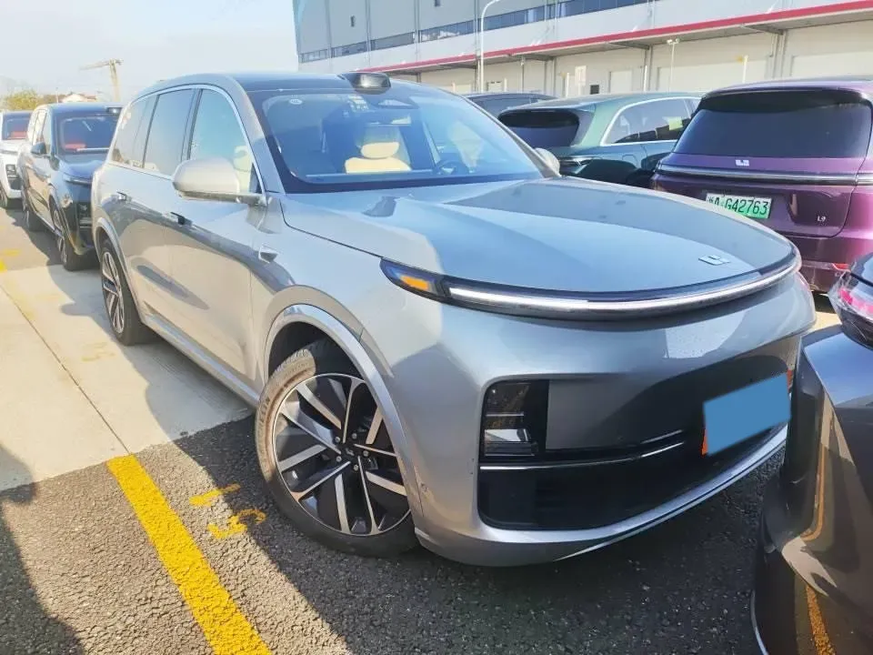 2024 Li L9 Range Extended 154HP REEV 52.3KWH,autocango,china used car exporter,china ev exporter,chinese used car exporter,chinese used ev exporter