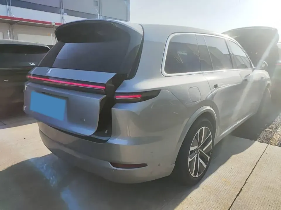 2024 Li L9 Range Extended 154HP REEV 52.3KWH,autocango,china used car exporter,china ev exporter,chinese used car exporter,chinese used ev exporter