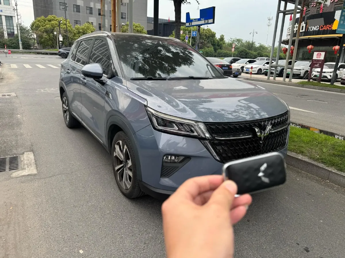 2021 WuLing XingChen 1.5T 147HP L4 CVT,autocango,china used car exporter,china ev exporter,chinese used car exporter,chinese used ev exporter