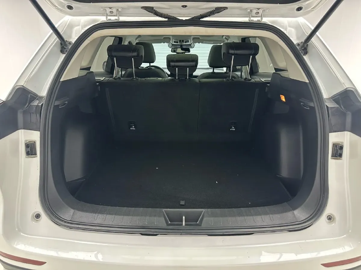 2021 Haval H6 1.5T 169HP L4 7DCT,autocango,china used car exporter,china ev exporter,chinese used car exporter,chinese used ev exporter