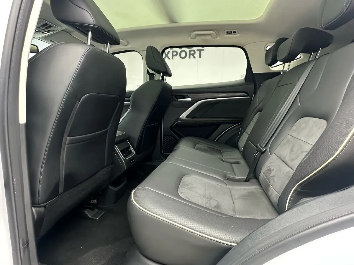 2021 Haval H6 1.5T 169HP L4 7DCT,autocango,china used car exporter,china ev exporter,chinese used car exporter,chinese used ev exporter