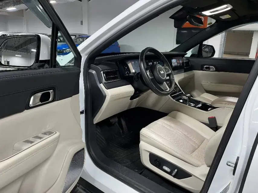 2020 Li ONE Range Extended 131HP REEV 40.5KWH,autocango,china used car exporter,china ev exporter,chinese used car exporter,chinese used ev exporter