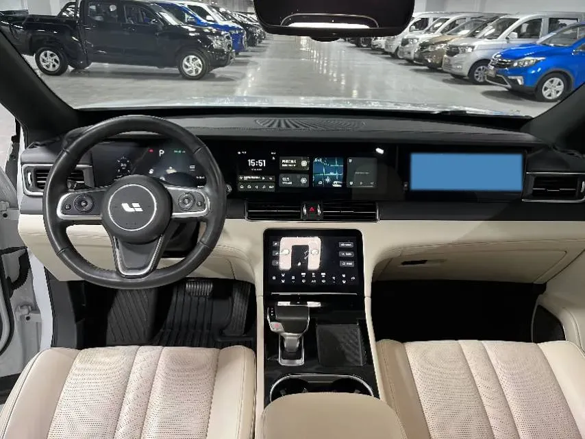 2020 Li ONE Range Extended 131HP REEV 40.5KWH,autocango,china used car exporter,china ev exporter,chinese used car exporter,chinese used ev exporter