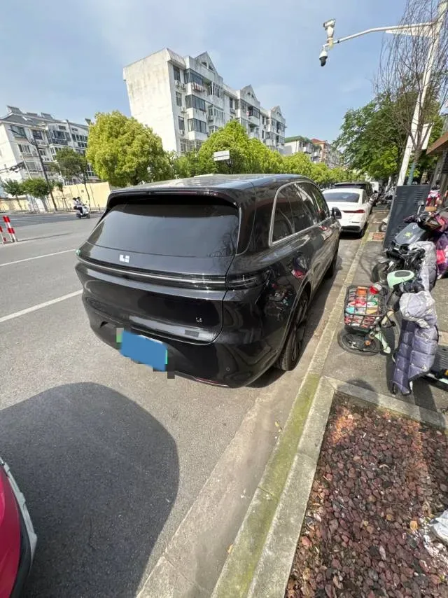 2025 Li L6 Range Extended 154HP L4 REEV,autocango,china used car exporter,china ev exporter,chinese used car exporter,chinese used ev exporter