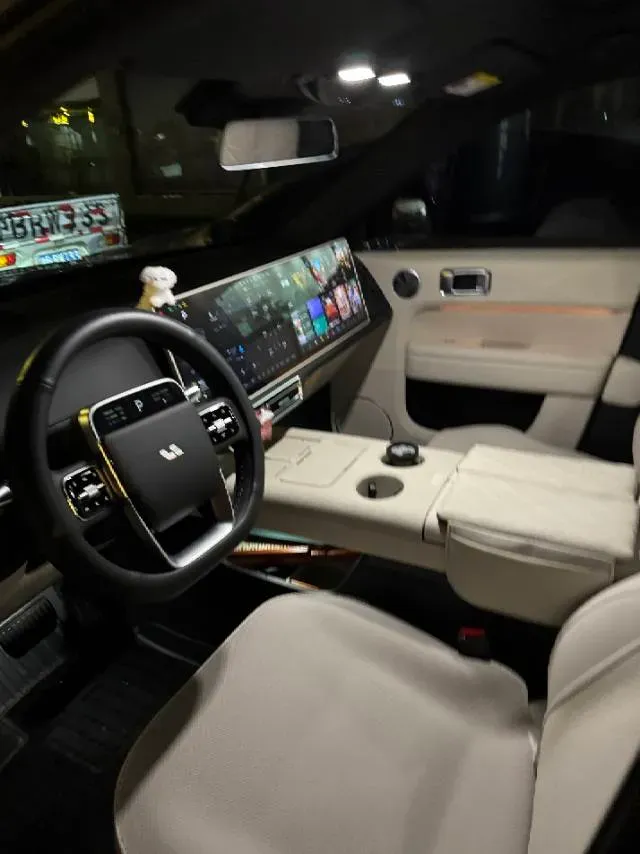 2025 Li L6 Range Extended 154HP L4 REEV,autocango,china used car exporter,china ev exporter,chinese used car exporter,chinese used ev exporter