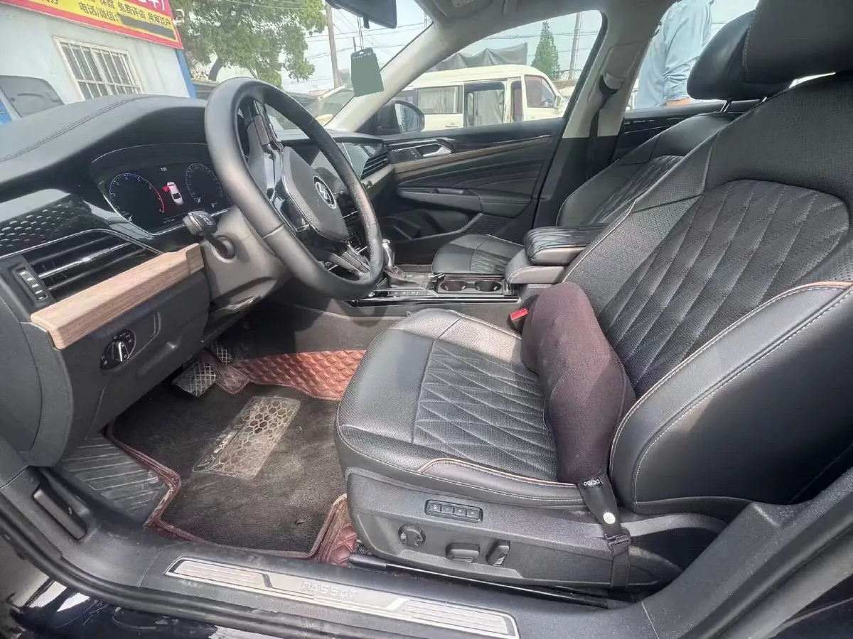 2020 Volkswagen Passat 2.0T 186HP L4 7DCT,autocango,china used car exporter,china ev exporter,chinese used car exporter,chinese used ev exporter