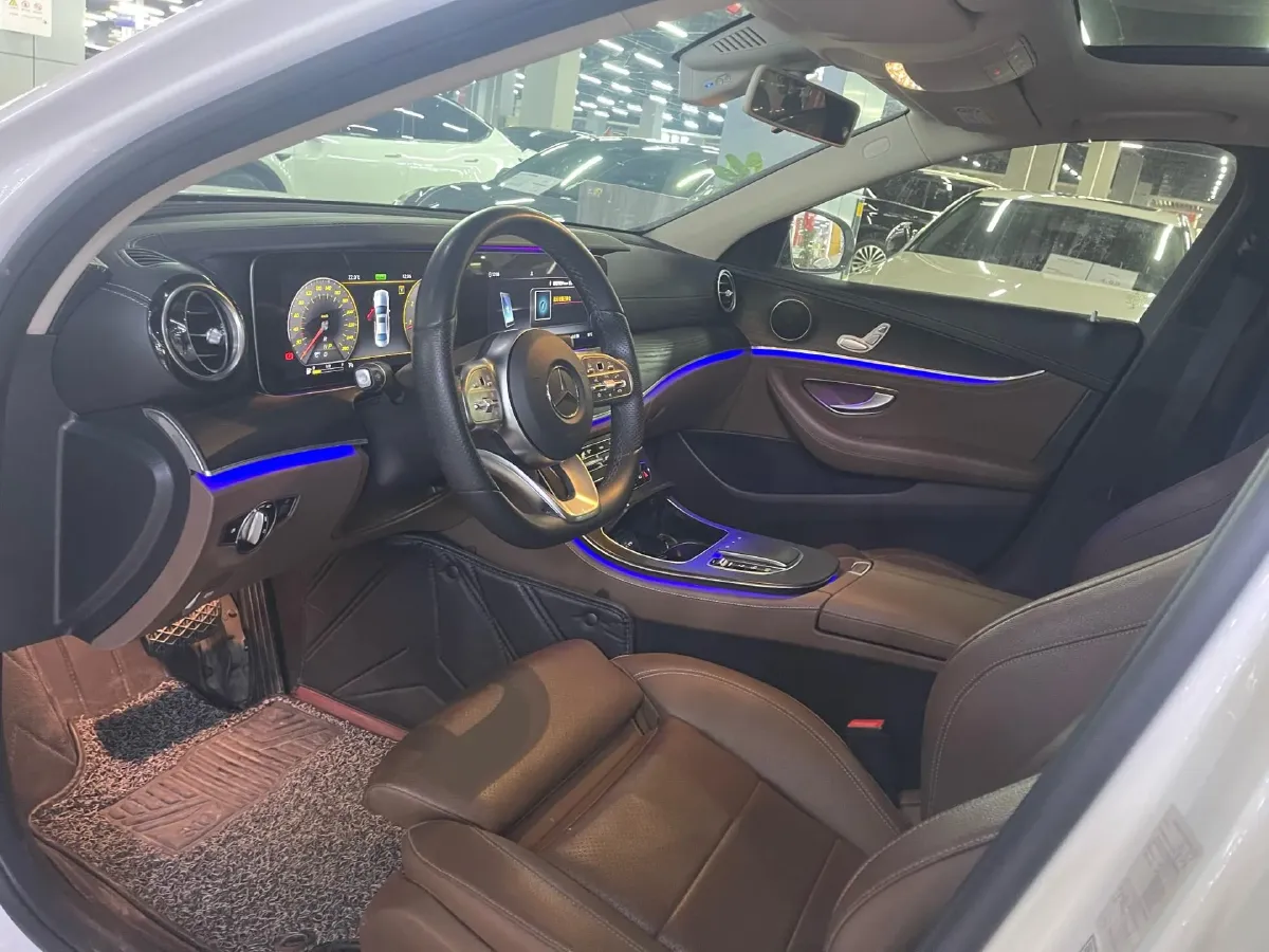 2020 Mercedes-Benz E Class 1.5T 184HP L4 9AT,autocango,china used car exporter,china ev exporter,chinese used car exporter,chinese used ev exporter