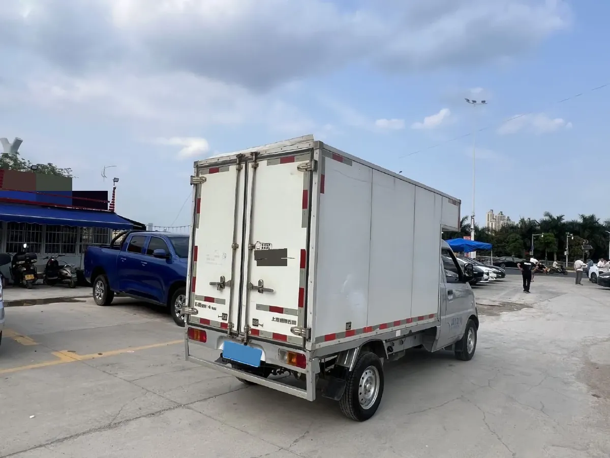 2021 WuLing RongGuang Mini Truck 1.5L 99HP L4 5MT,autocango,china used car exporter,china ev exporter,chinese used car exporter,chinese used ev exporter