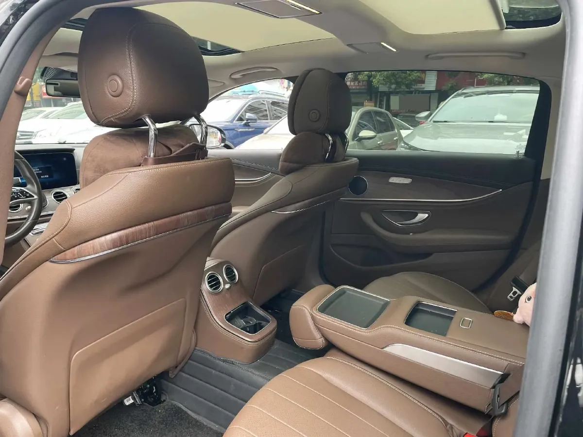 2023 Mercedes-Benz E Class 2.0T 258HP L4 9AT,autocango,china used car exporter,china ev exporter,chinese used car exporter,chinese used ev exporter