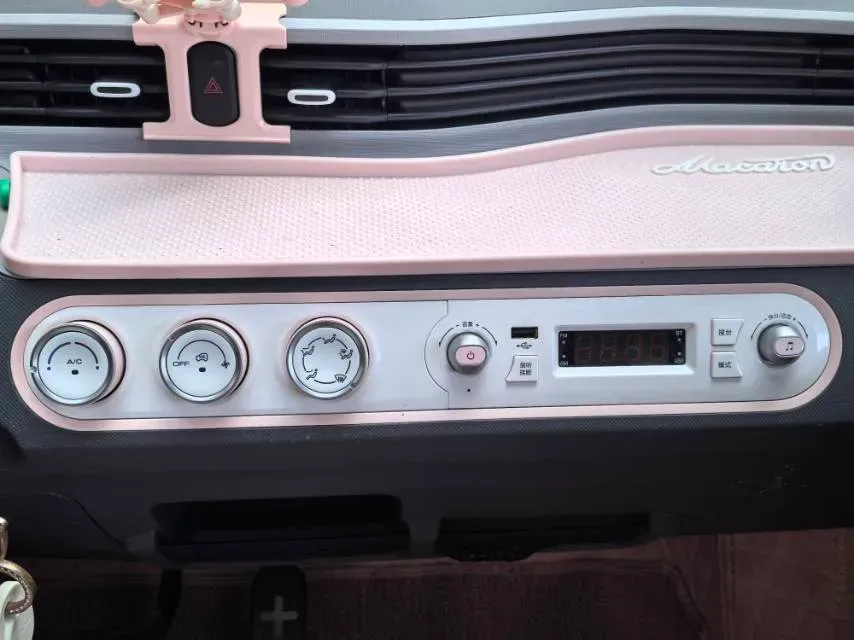 2022 WuLing HongGuang MINI EV BEV 13.9KWH,autocango,china used car exporter,china ev exporter,chinese used car exporter,chinese used ev exporter