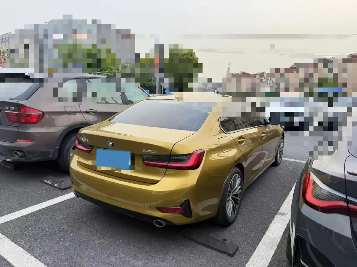 2022 BMW 3 Series 2.0T 156HP L4 8AT,autocango,china used car exporter,china ev exporter,chinese used car exporter,chinese used ev exporter