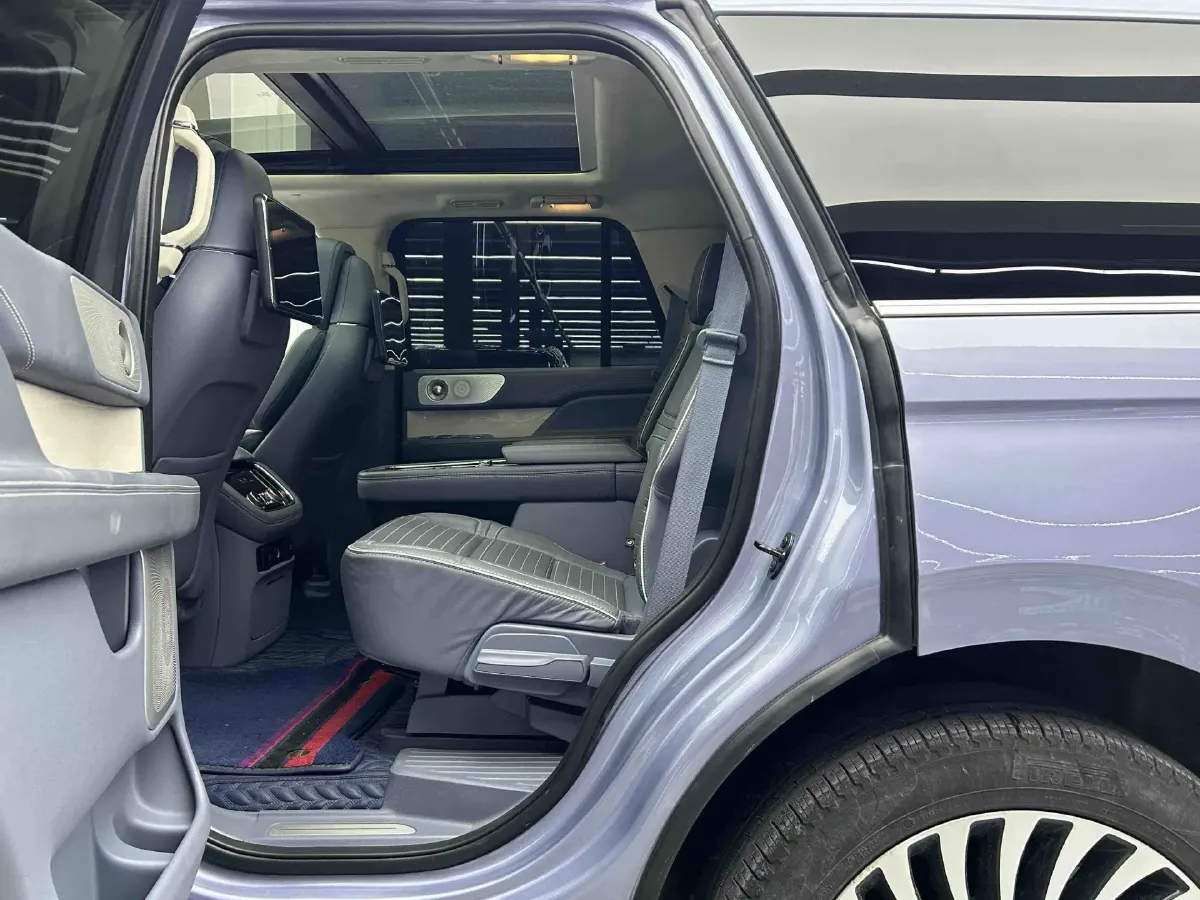 2020 Lincoln Navigator 3.5T 388HP V6 10AT,autocango,china used car exporter,china ev exporter,chinese used car exporter,chinese used ev exporter