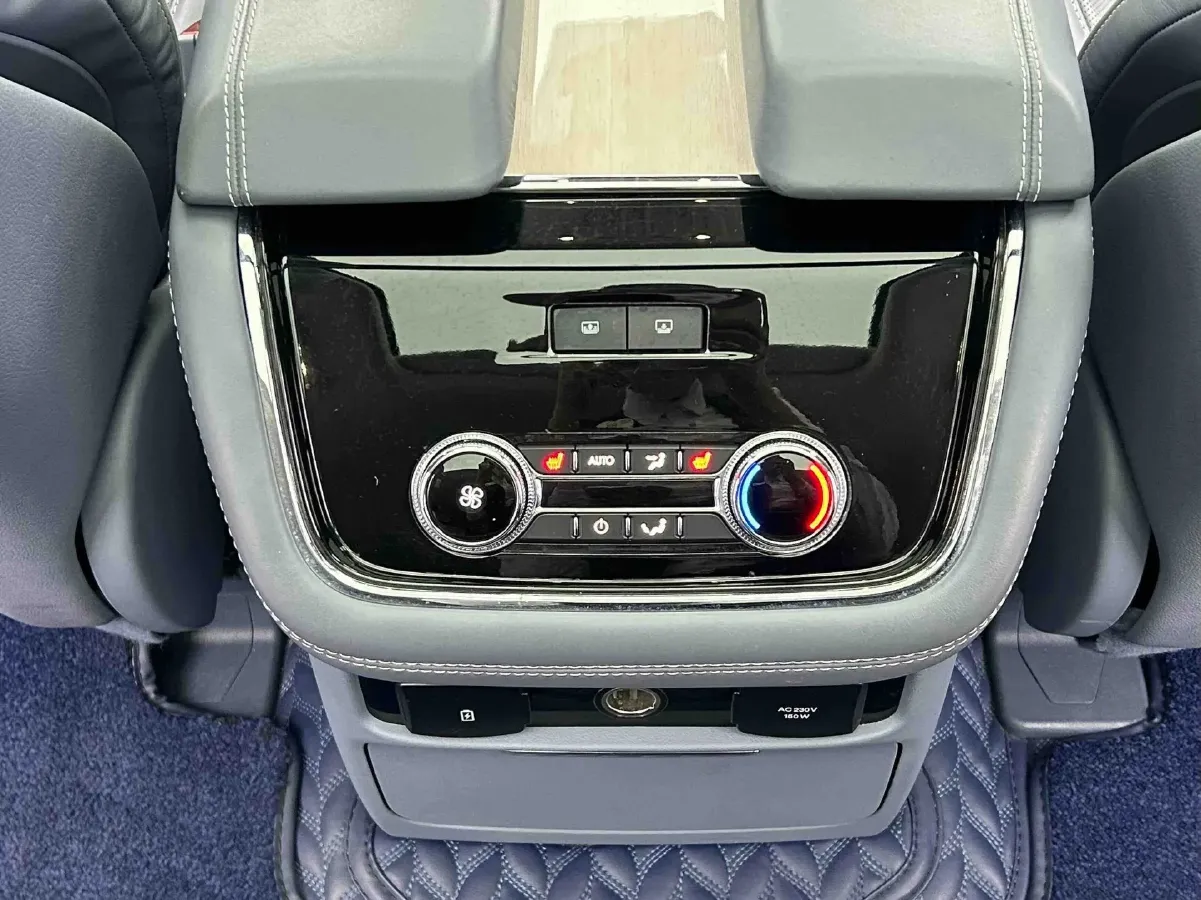 2020 Lincoln Navigator 3.5T 388HP V6 10AT,autocango,china used car exporter,china ev exporter,chinese used car exporter,chinese used ev exporter