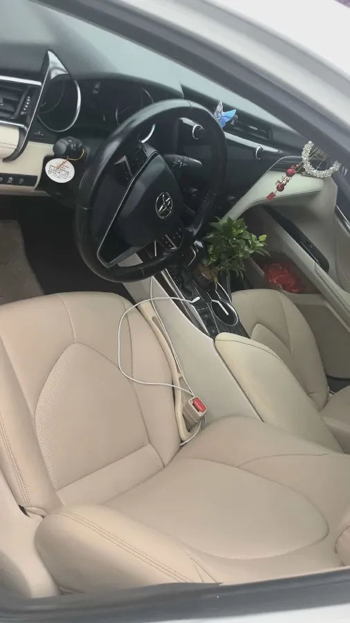 2019 Toyota Camry 2.5L 209HP L4 8AT,autocango,china used car exporter,china ev exporter,chinese used car exporter,chinese used ev exporter