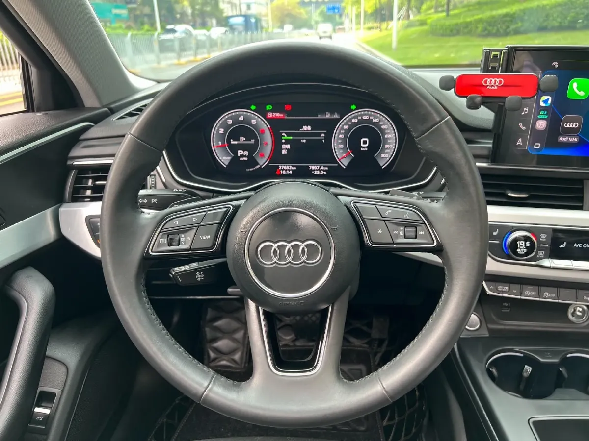 2020 Audi A4L 2.0T 190HP L4 7DCT,autocango,china used car exporter,china ev exporter,chinese used car exporter,chinese used ev exporter