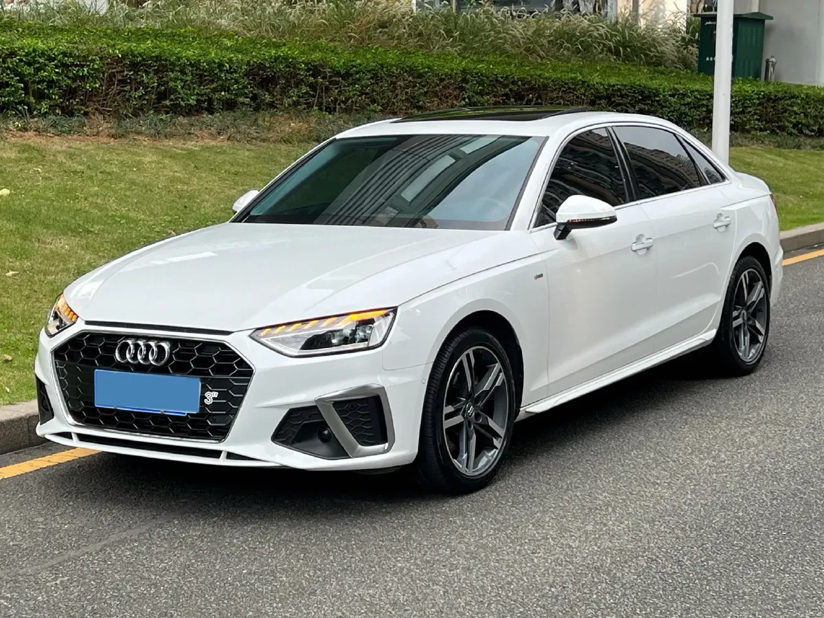 2020 Audi A4L 2.0T 190HP L4 7DCT,autocango,china used car exporter,china ev exporter,chinese used car exporter,chinese used ev exporter