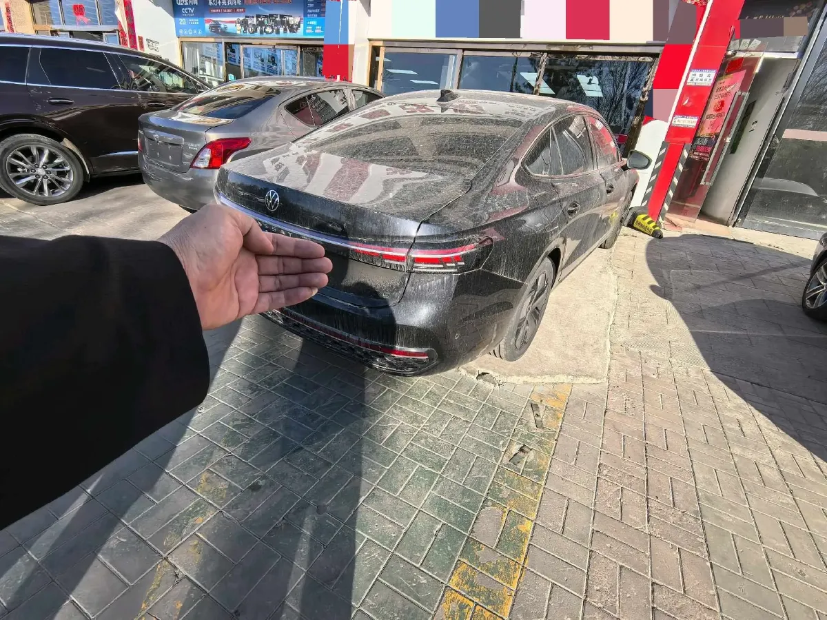 2025 Volkswagen Passat 2.0T 220HP L4 7DCT,autocango,china used car exporter,china ev exporter,chinese used car exporter,chinese used ev exporter