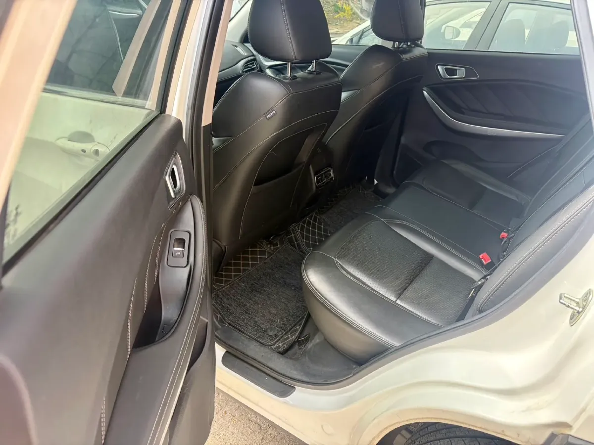 2019 Chery Tiggo 7 1.5T 156HP L4 6DCT,autocango,china used car exporter,china ev exporter,chinese used car exporter,chinese used ev exporter