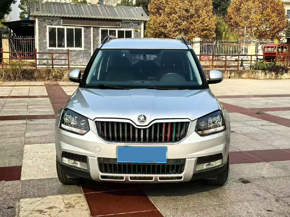 2014 Skoda Yeti 1.8T 160HP L4 6DCT,autocango,china used car exporter,china ev exporter,chinese used car exporter,chinese used ev exporter