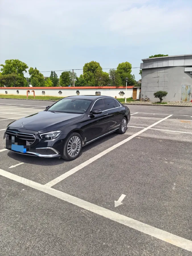 2022 Mercedes-Benz E Class 2.0T 258HP L4 9AT,autocango,china used car exporter,china ev exporter,chinese used car exporter,chinese used ev exporter