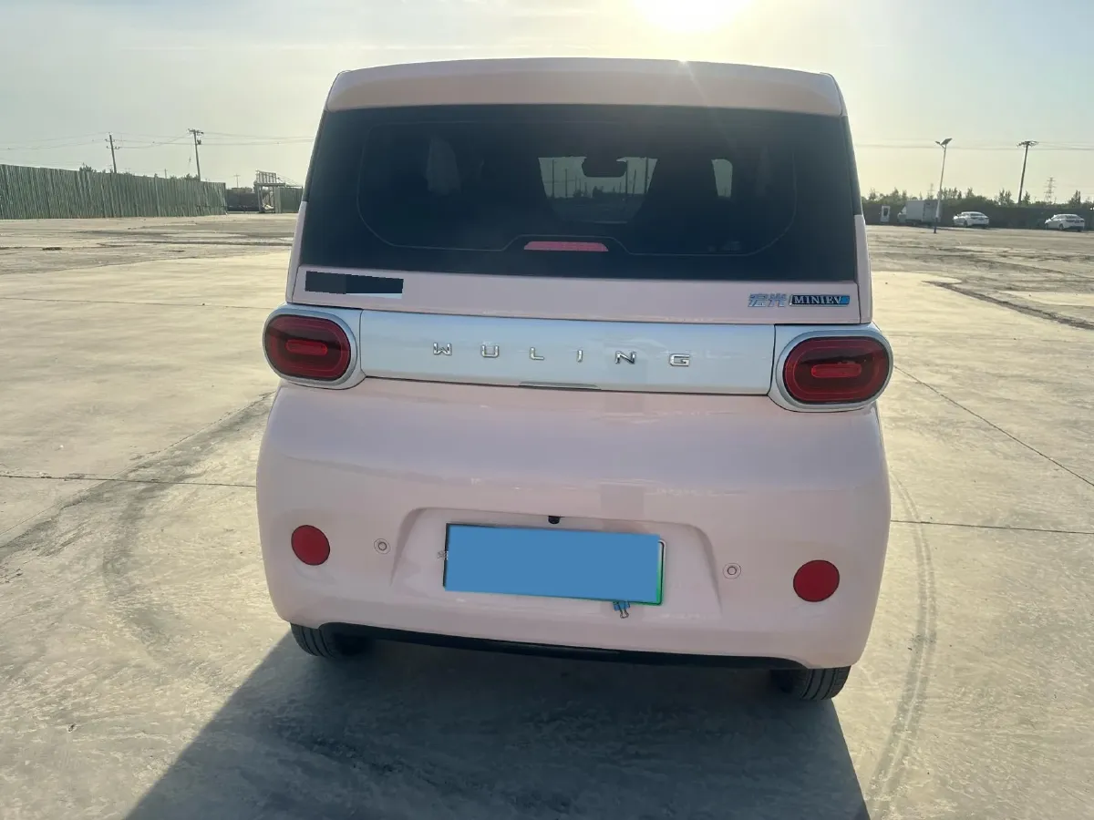 2024 WuLing HongGuang MINI EV BEV 17.3KWH,autocango,china used car exporter,china ev exporter,chinese used car exporter,chinese used ev exporter
