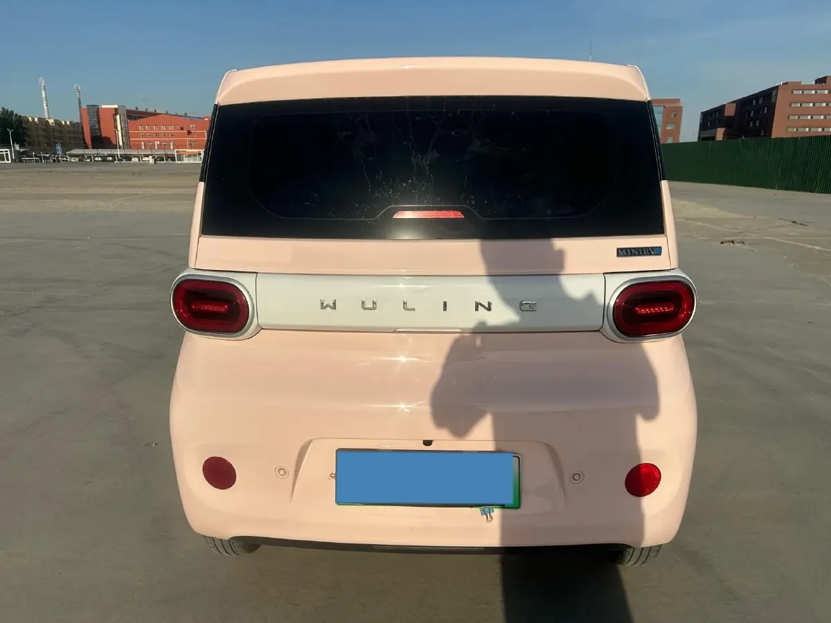 2024 WuLing HongGuang MINI EV BEV 17.3KWH,autocango,china used car exporter,china ev exporter,chinese used car exporter,chinese used ev exporter