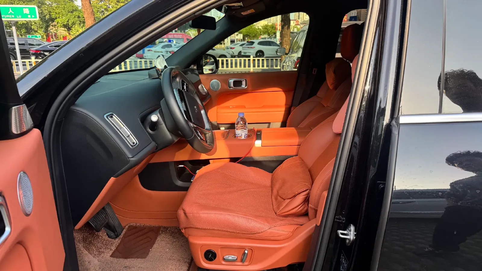 2024 Li L6 Range Extended 154HP L4 REEV 36.8KWH,autocango,china used car exporter,china ev exporter,chinese used car exporter,chinese used ev exporter