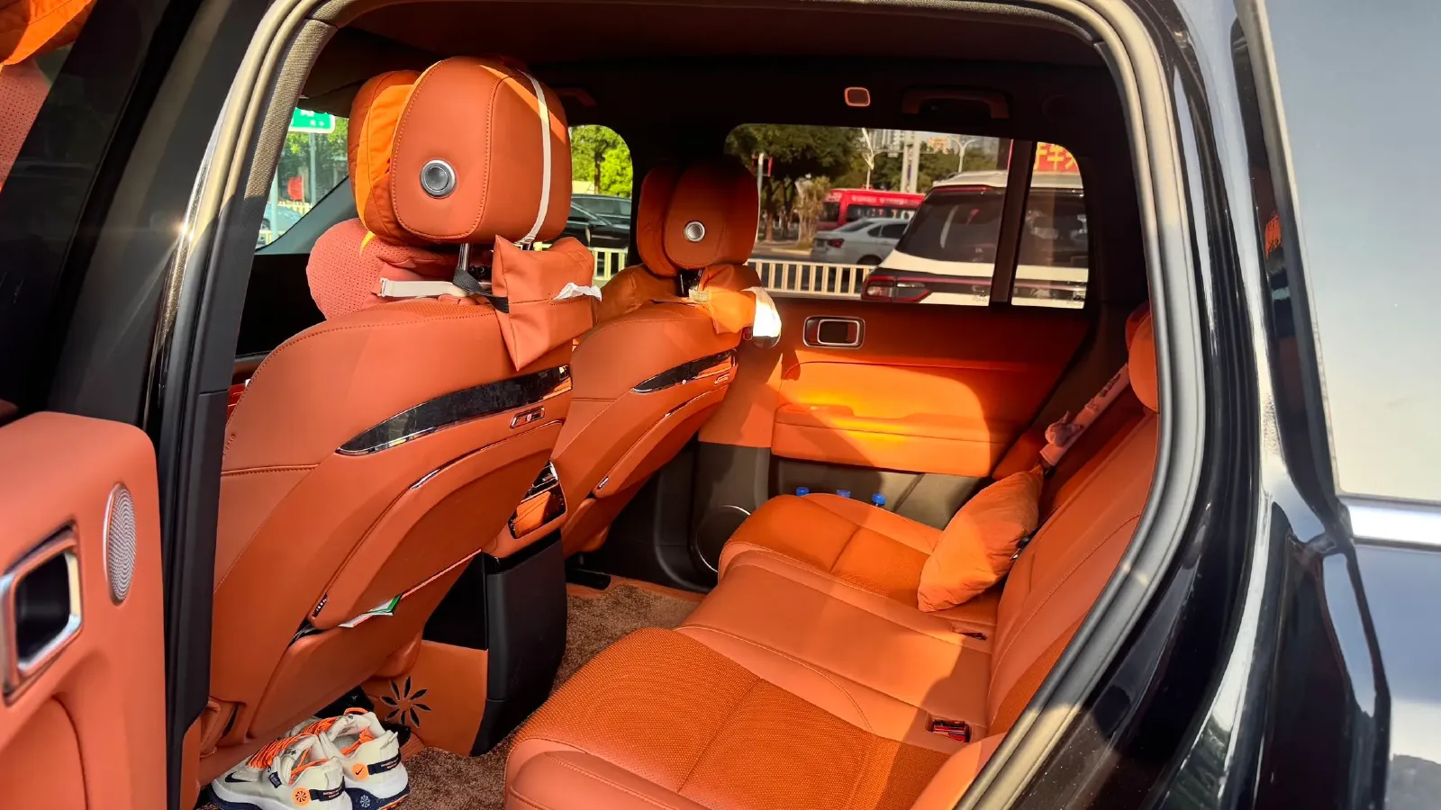 2024 Li L6 Range Extended 154HP L4 REEV 36.8KWH,autocango,china used car exporter,china ev exporter,chinese used car exporter,chinese used ev exporter