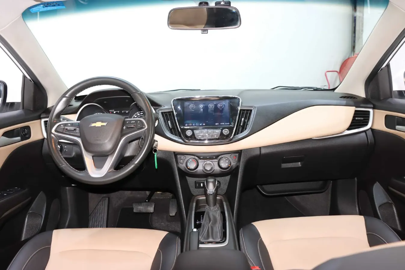 2022 Chevrolet Monza 1.5L 113HP L4 6AT,autocango,china used car exporter,china ev exporter,chinese used car exporter,chinese used ev exporter