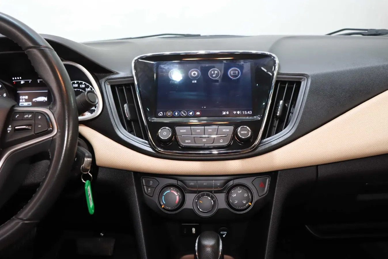 2022 Chevrolet Monza 1.5L 113HP L4 6AT,autocango,china used car exporter,china ev exporter,chinese used car exporter,chinese used ev exporter