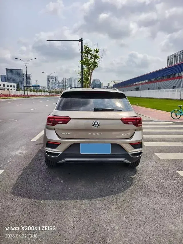 2020 Volkswagen T-Roc 1.4T 150HP L4 7DCT,autocango,china used car exporter,china ev exporter,chinese used car exporter,chinese used ev exporter