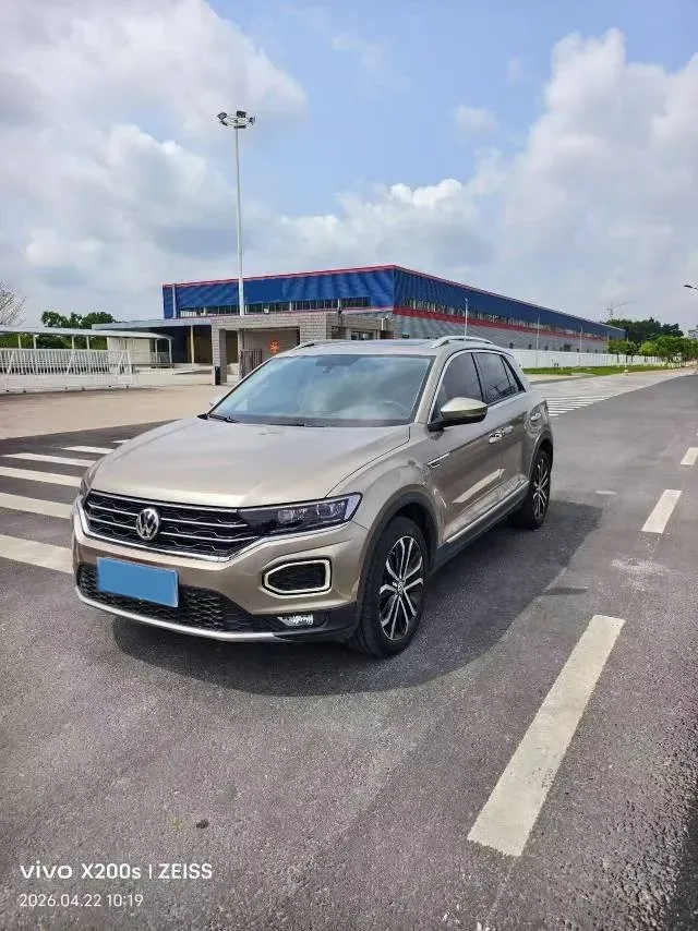2020 Volkswagen T-Roc 1.4T 150HP L4 7DCT,autocango,china used car exporter,china ev exporter,chinese used car exporter,chinese used ev exporter