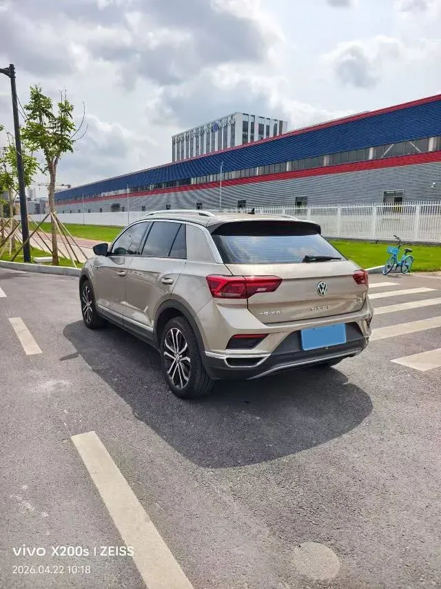 2020 Volkswagen T-Roc 1.4T 150HP L4 7DCT,autocango,china used car exporter,china ev exporter,chinese used car exporter,chinese used ev exporter