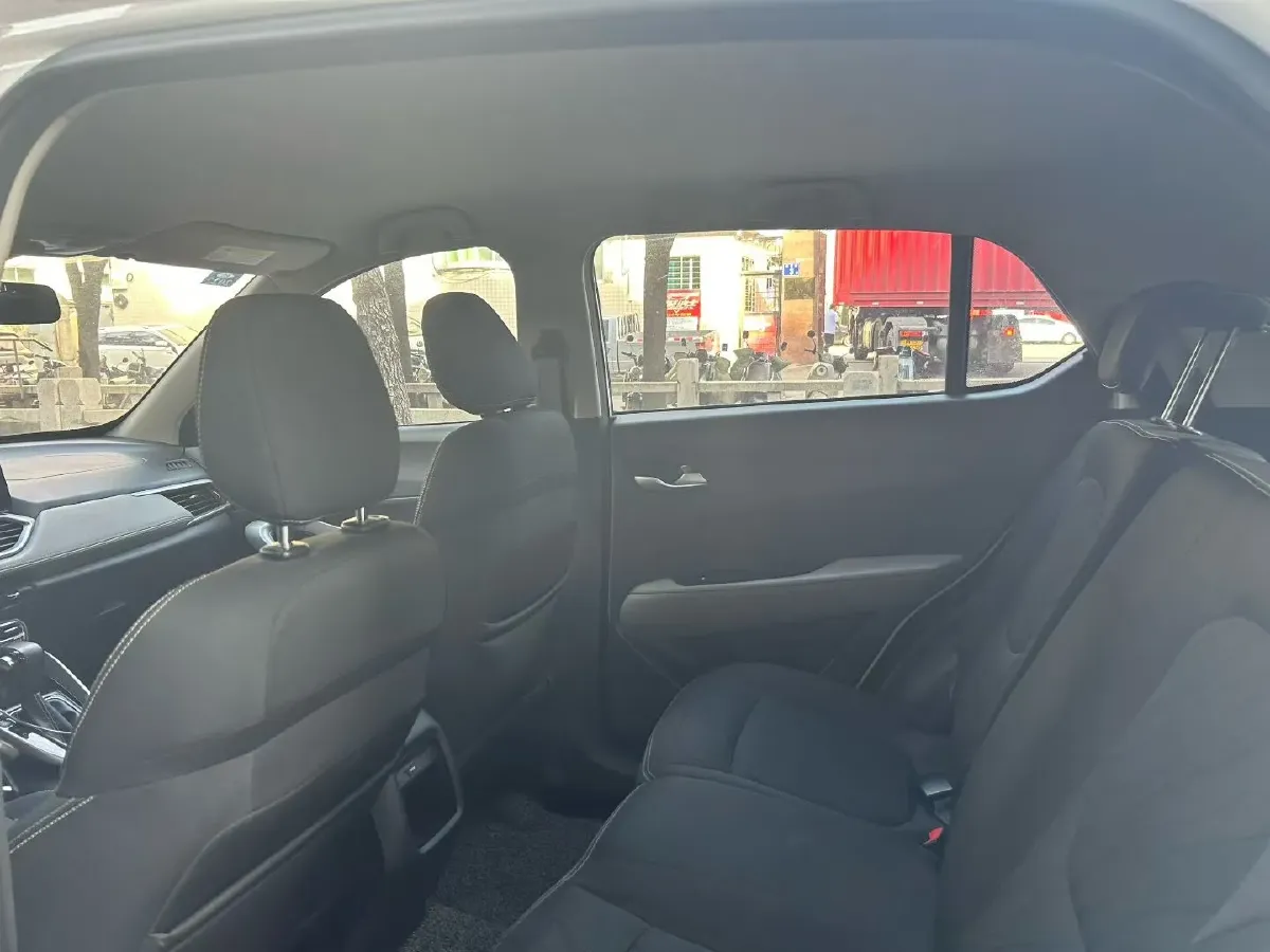 2019 BaoJun 510 1.5L 105HP L4 CVT,autocango,china used car exporter,china ev exporter,chinese used car exporter,chinese used ev exporter