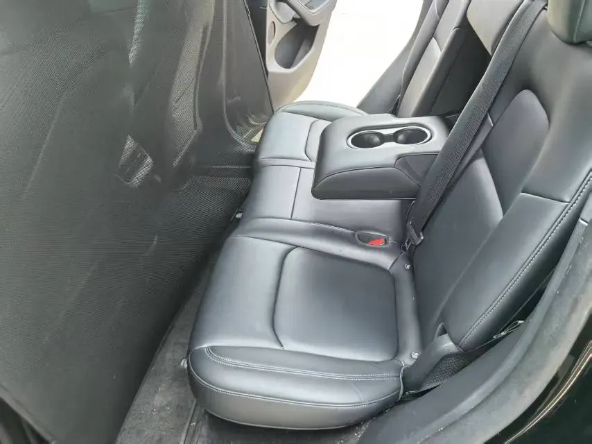 2022 Tesla Model Y BEV 60KWH,autocango,china used car exporter,china ev exporter,chinese used car exporter,chinese used ev exporter