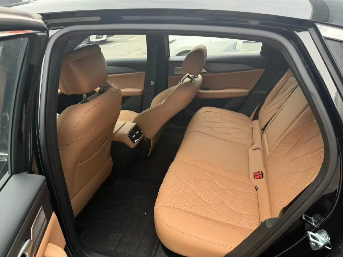 2025 Geely Galaxy A7 1.5L 112HP L4 1DHT PHEV,autocango,china used car exporter,china ev exporter,chinese used car exporter,chinese used ev exporter