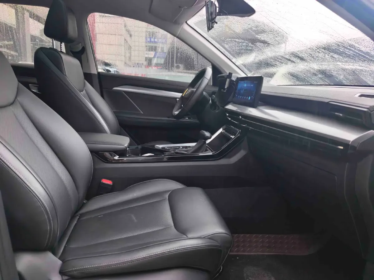 2021 WuLing XingChen 1.5T 147HP L4 CVT,autocango,china used car exporter,china ev exporter,chinese used car exporter,chinese used ev exporter