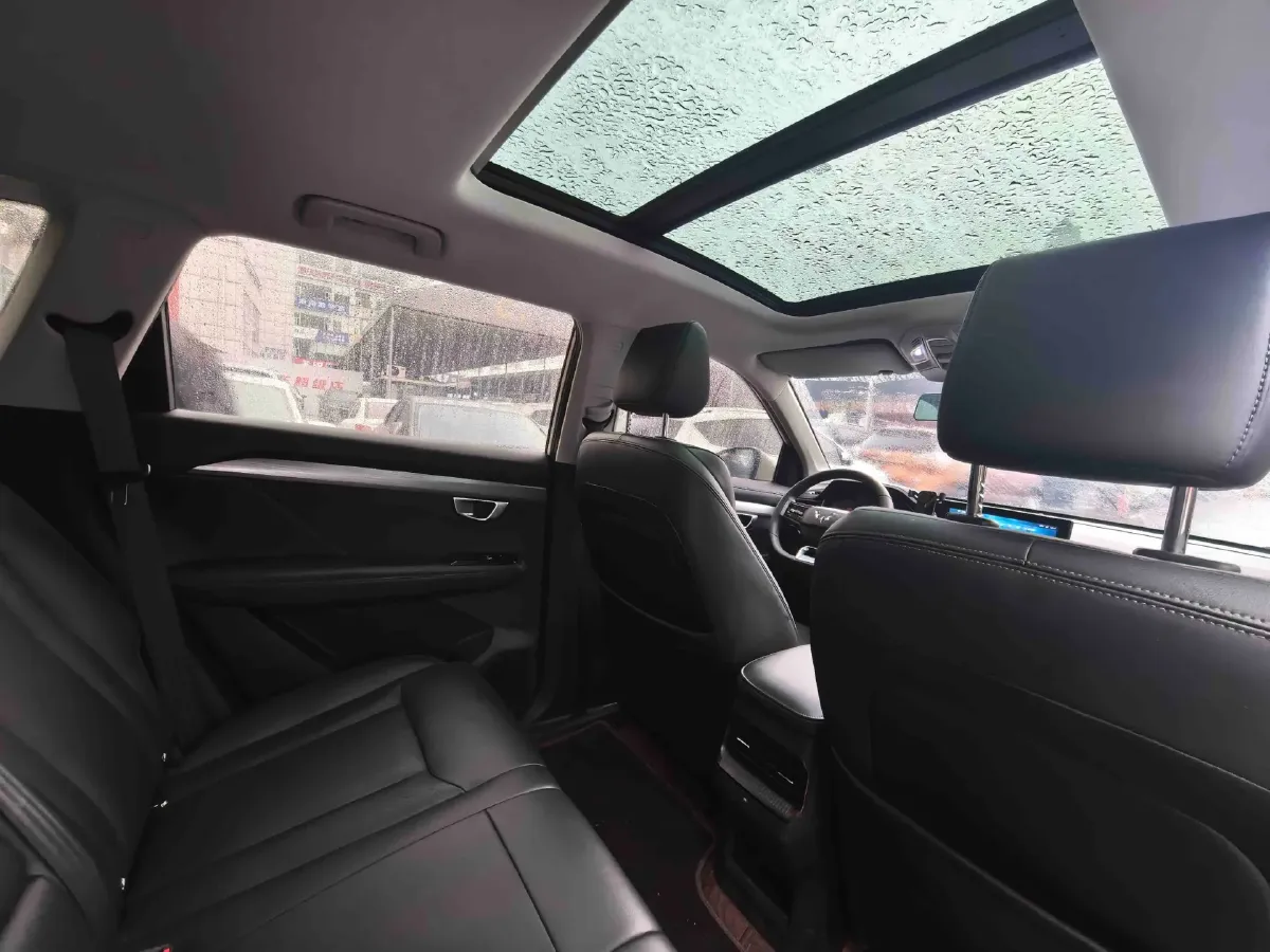 2021 WuLing XingChen 1.5T 147HP L4 CVT,autocango,china used car exporter,china ev exporter,chinese used car exporter,chinese used ev exporter