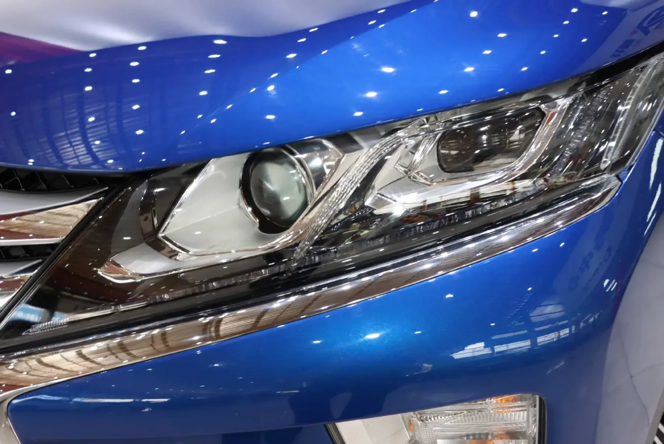 2021 Mitsubishi Eclipse Cross 1.5T 170HP L4 CVT,autocango,china used car exporter,china ev exporter,chinese used car exporter,chinese used ev exporter