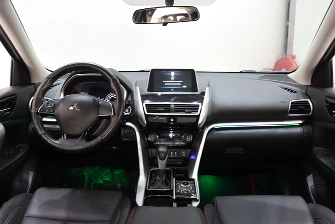 2021 Mitsubishi Eclipse Cross 1.5T 170HP L4 CVT,autocango,china used car exporter,china ev exporter,chinese used car exporter,chinese used ev exporter