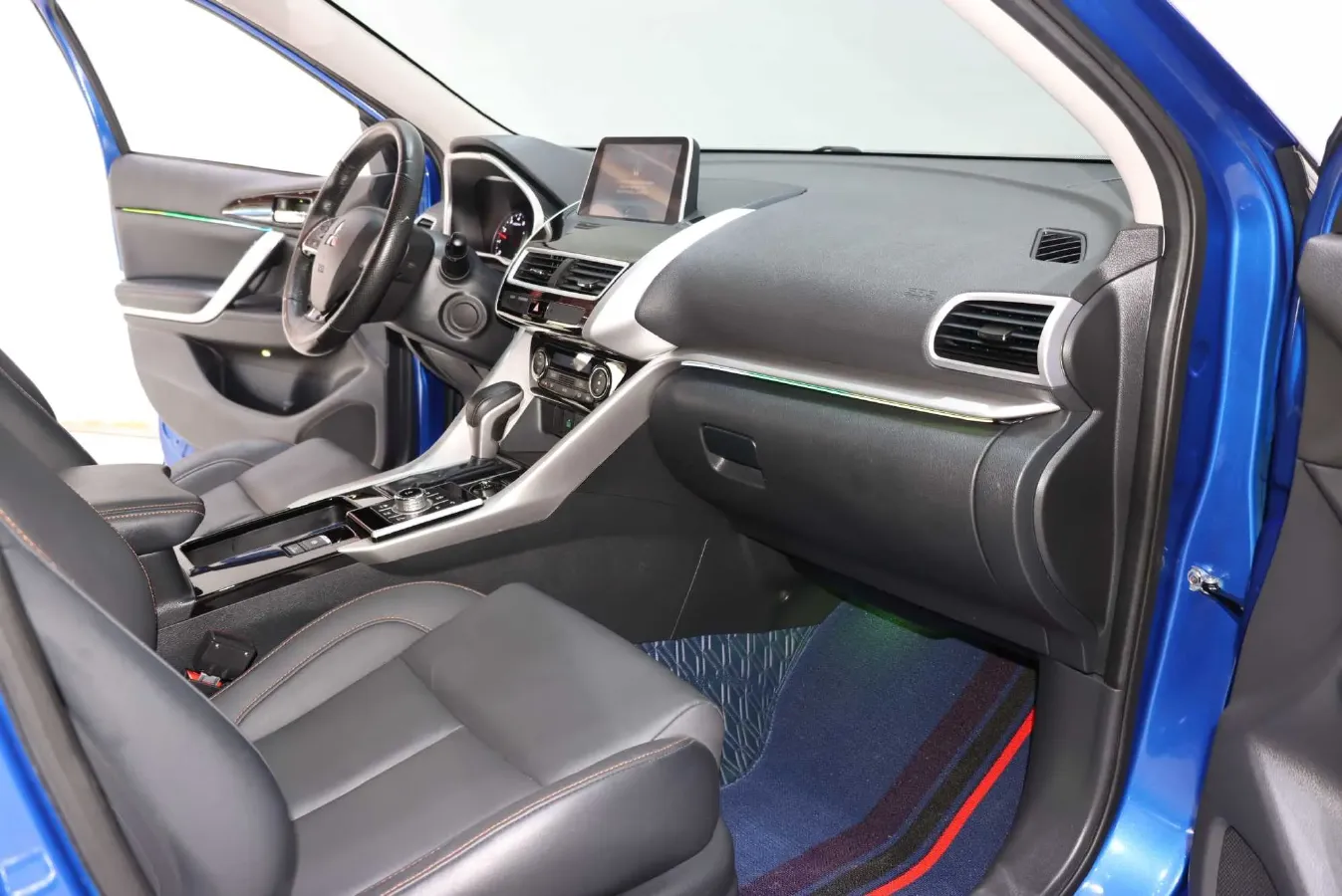 2021 Mitsubishi Eclipse Cross 1.5T 170HP L4 CVT,autocango,china used car exporter,china ev exporter,chinese used car exporter,chinese used ev exporter