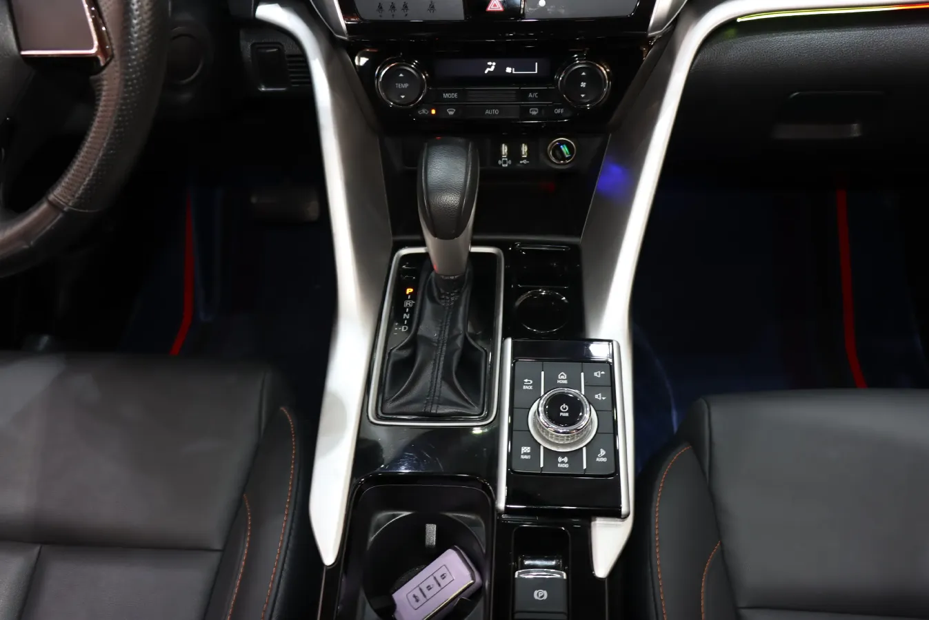 2021 Mitsubishi Eclipse Cross 1.5T 170HP L4 CVT,autocango,china used car exporter,china ev exporter,chinese used car exporter,chinese used ev exporter