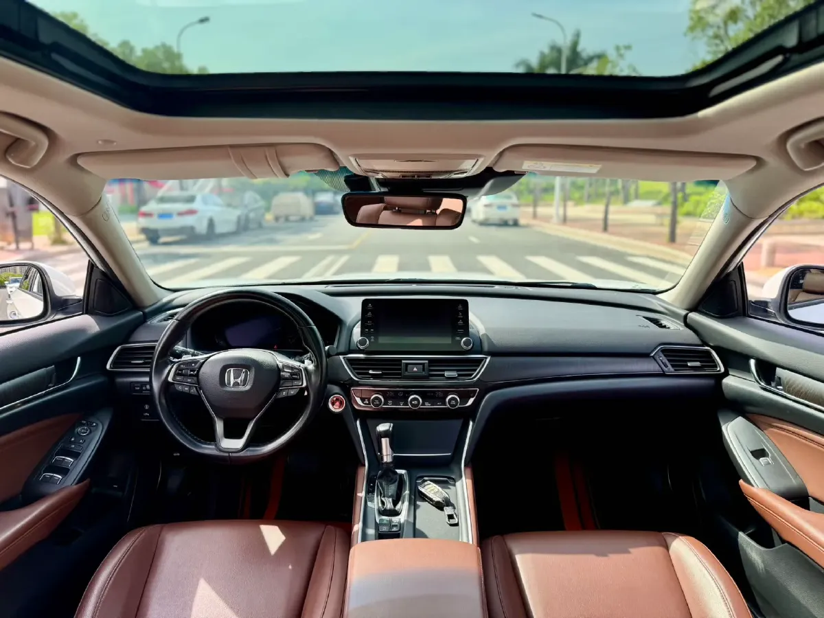 2019 Honda Inspire 1.5T 194HP L4 CVT,autocango,china used car exporter,china ev exporter,chinese used car exporter,chinese used ev exporter