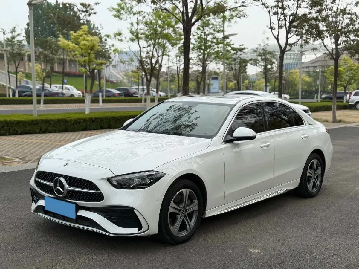 2022 Mercedes-Benz C Class 1.5T 170HP L4 9AT,autocango,china used car exporter,china ev exporter,chinese used car exporter,chinese used ev exporter