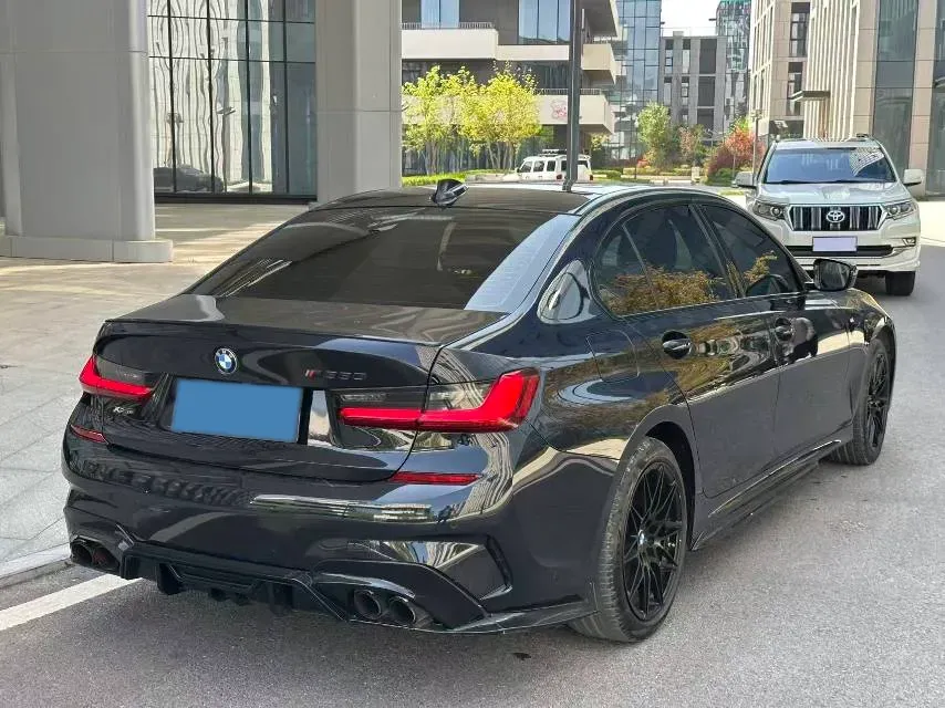 2022 BMW 3 Series 2.0T 184HP L4 8AT,autocango,china used car exporter,china ev exporter,chinese used car exporter,chinese used ev exporter