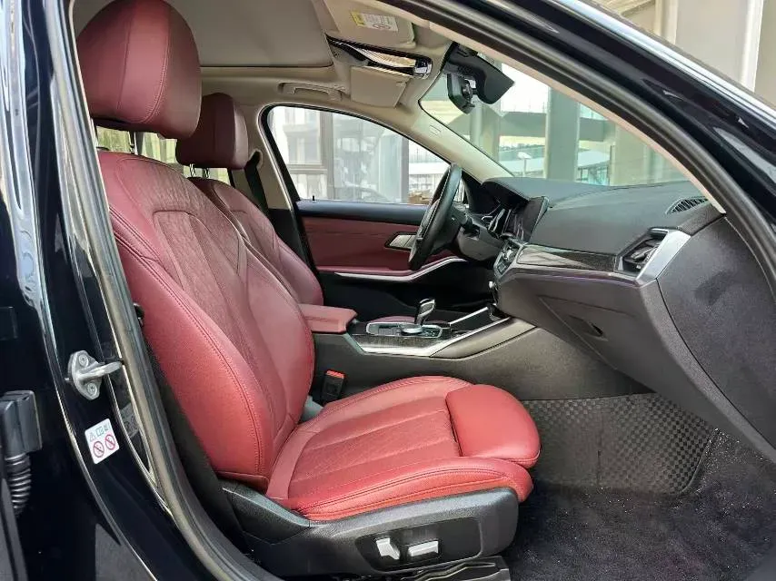 2022 BMW 3 Series 2.0T 184HP L4 8AT,autocango,china used car exporter,china ev exporter,chinese used car exporter,chinese used ev exporter