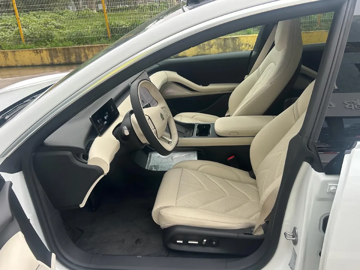 2025 NIO ET5 BEV,autocango,china used car exporter,china ev exporter,chinese used car exporter,chinese used ev exporter